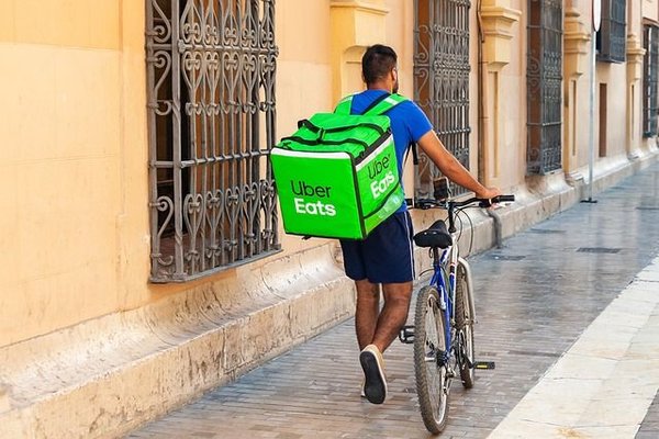 Pourquoi les commandes ont augmenté de façon importante sur Uber Eat dès le début de la crise sanitaire ?
