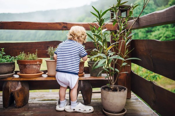 Pourquoi installer un garde-corps balcon sur mesure autour de votre balcon ou terrasse ?