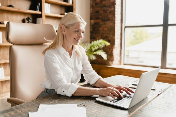 La formation en stratégie sur les réseaux sociaux : un atout pour promouvoir efficacement votre marque